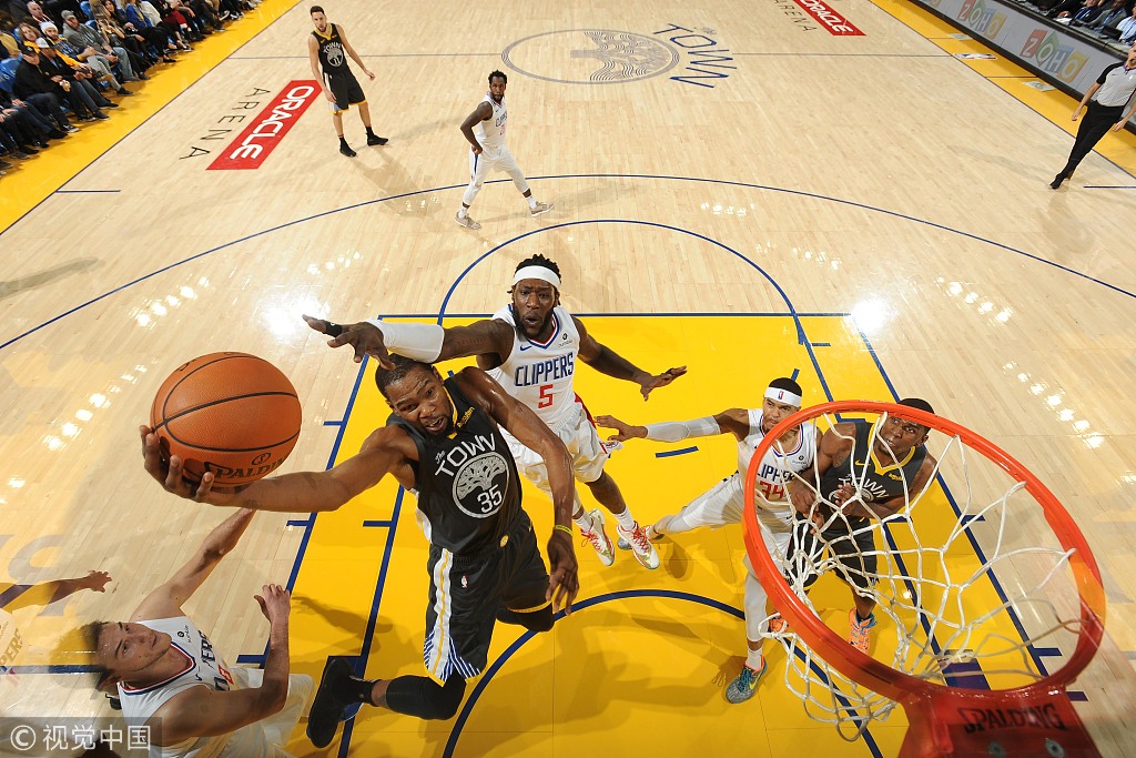 欧联今晚走向成谜,金州勇士豪取连胜,气氛紧张,轮换策略成焦点 欧联今晚走向成谜,金州勇士豪取连胜,气氛紧张,轮换策略成焦点