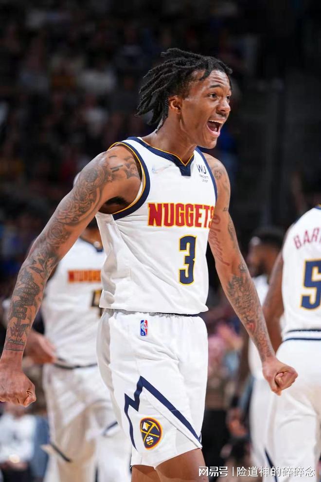 离谱！孟菲斯灰熊围绕NBA常规赛远射贴柱菲尼克斯太阳状态回暖备战CBA季后赛，国际米兰遗憾出局备战欧冠的简单介绍