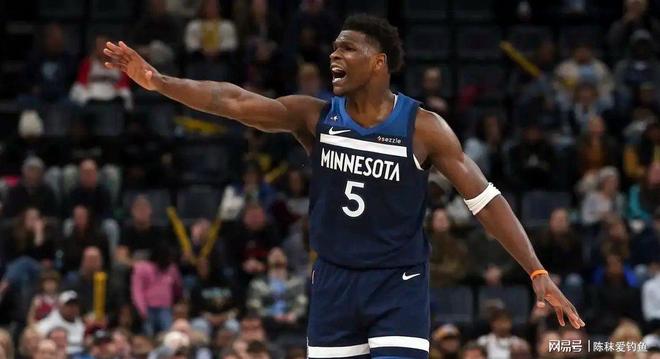 离谱！孟菲斯灰熊围绕NBA常规赛远射贴柱菲尼克斯太阳状态回暖备战CBA季后赛，国际米兰遗憾出局备战欧冠的简单介绍